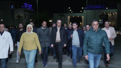 صورة رئيس هيئة الرعاية الصحية في جولة ليلية مفاجئة لمتابعة سير العمل بمحافظات إقليم القناة