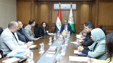 صورة محافظ الجيزة يعقد اجتماعًا موسعًا لوضع حلول جذرية للمشكلات في حدائق الأهرام 