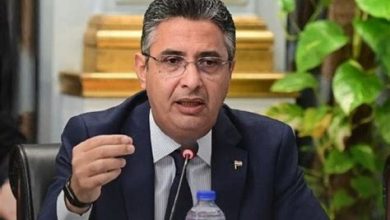 صورة وزير التموين: لا مساس بسعر رغيف الخبز البلدي المدعم