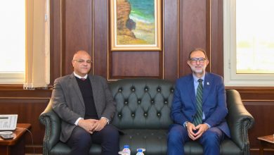 صورة رئيس سلامة الغذاء يبحث مع محافظ الاسكندرية تكثيف الرقابة وحماية المستهلكين