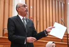 صورة  بتعطوا المتفوقين ليه..  النائب ايهاب منصور : “الحكومة” 5 سنوات بيعملوا حصر لحملة الماجستير والدكتوراه