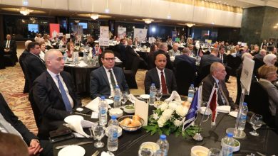 صورة وزير الزراعة يستعرض استراتيجية الأمن الغذائي  امام مجلس الأعمال المصري الكندي