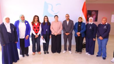 صورة رئيسة المجلس القومي للطفولة والأمومة تتفقد مركز فيس للكفالة بـ١٥ مايو