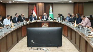 صورة تفاصيل اجتماع محافظ الجيزة مع رؤساء الأحياء والمراكز والمدن الجدد